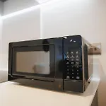 公寓 Large 2 Bed Centre - Free Parking, Huge Private Balcony & Darts